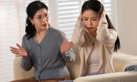 Chồng và mẹ chồng thường xuyên nói xấu tôi: Biết chuyện, tôi cao tay cho 2 mẹ con họ ngượng chín mặt