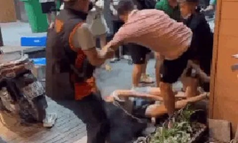 Hà Nội: Công an làm việc với nhóm người liên quan vụ xô xát ở phố Hoàng Cầu