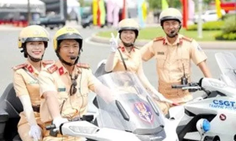 Lực lượng công an căng mình bảo đảm trật tự, an toàn giao thông phục vụ lễ công bố thành lập Tp.Đồng Nai