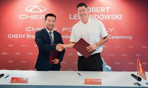 CHERY chính thức công bố Robert Lewandowski là Đại sứ toàn cầu của thương hiệu CHERY, củng cố triết lý thương hiệu "Vì gia đình"