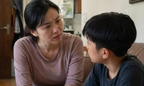 Cảnh báo từ khoa học não bộ: 3 câu nói của cha mẹ đang âm thầm "đóng lại" não trẻ, sau 12 tuổi rất khó thay đổi