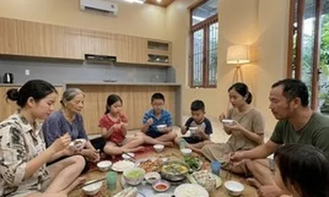 Chưa nghỉ hè mà nàng dâu đã gặp kiếp nạn: Trẻ con cả họ nhà chồng đòi lên chơi, đáp mẹ chồng sao cho "chuẩn"