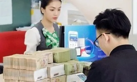 Gửi tiền ở VIB, PGBank, MBV, LPBank: Có bao nhiêu mới lãi được 25 triệu/tháng?