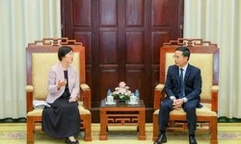 Việt Nam trở thành điểm đến đầu tiên của Chủ tịch AIIB: Dự kiến sẽ có cú hích về vốn cho các dự án giao thông quy mô lớn