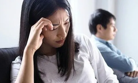 Rút cạn tiền tiết kiệm mua đất, chồng âm thầm để mẹ đứng tên sổ đỏ và pha "lật kèo" phút 89 của người vợ