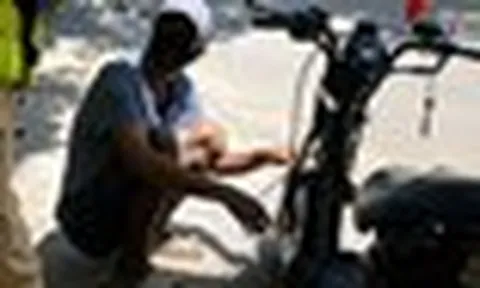 Thanh niên đặt mua linh kiện qua mạng để tự chế “siêu xe“: CSGT ra cảnh báo quan trọng