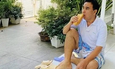 Quyền Linh nói thẳng: "Đến đôi dép tôi đi cũng bị soi"