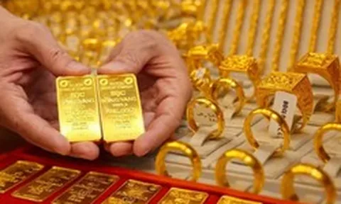 Giá vàng hôm nay 6/6: Lao dốc thẳng đứng, 'bốc hơi' gần 140 USD/ounce