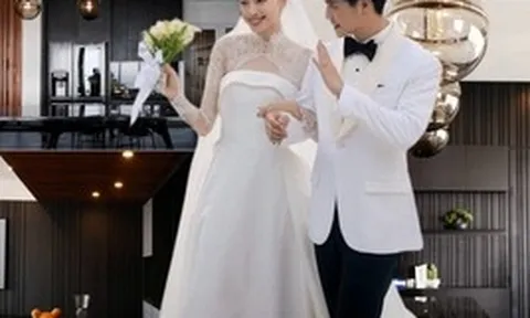 Chị đại showbiz cưới "hồng hài nhi" kém 11 tuổi: Được chồng chăm như em bé, sống trong căn hộ cao cấp, view hướng thẳng sông