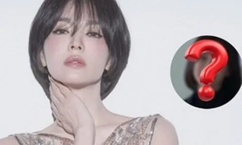 Nụ cười đáng sợ của Song Hye Kyo đang viral khắp mạng xã hội