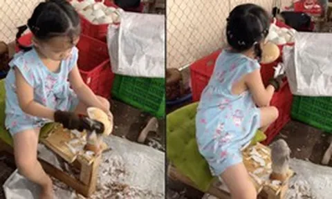 Em bé thoăn thoắt gọt dừa, dân mạng khen 'ai bảo khối nghỉ hè chỉ toàn báo thủ'