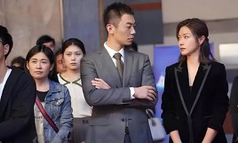 Tôi muốn kể cho mọi người biết bộ mặt thật của vị sếp mới, bởi tôi từng sống với anh ta 7 năm nhưng lại sợ chuốc phiền phức