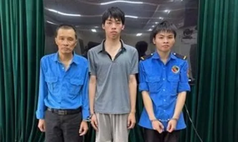 Tạm giữ 3 bảo vệ chung cư hành hung khách và tài xế sau thắc mắc phí gửi xe