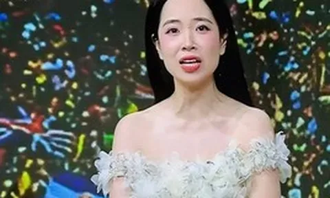 BTV Nhung Anh bị chê bình luận bóng đá mà mặc đồ như dự dạ hội, là ai?