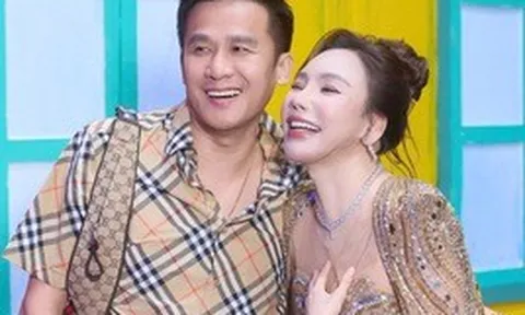 Cuộc sống hôn nhân hạnh phúc của ca sĩ Hồ Quỳnh Hương và chồng doanh nhân