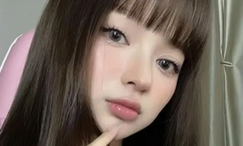 "Bùng nổ" với màn khoe dáng táo bạo của Chi Củ Cải, hóa ra sức "nóng" của hot streamer ngày nào vẫn còn đây