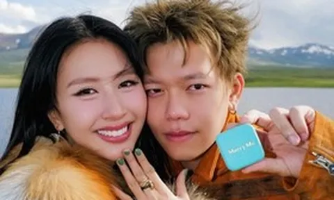 Nữ diễn viên trăm tỷ gây "sốt" khi được bạn trai cầu hôn