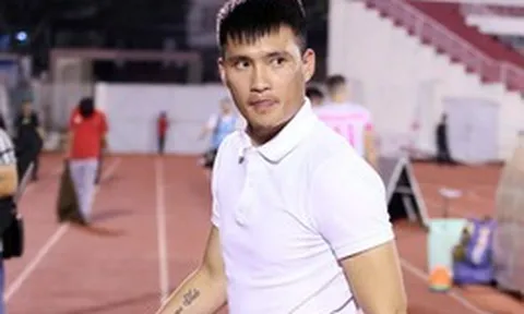 Công Vinh đã căng, bật netizen tanh tách