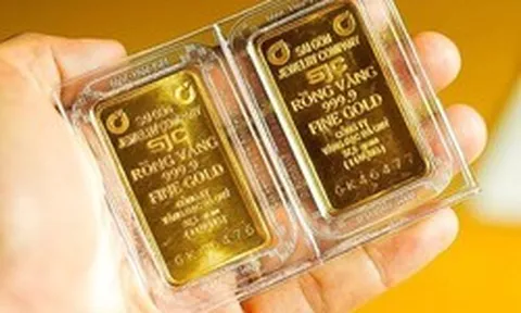 Vàng quay đầu giảm sâu, bạc mất toàn bộ tích lũy phiên trước