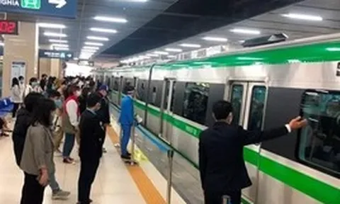 Yêu cầu làm rõ vụ hàng chục bảo vệ ga metro Hà Nội bị nợ lương kéo dài