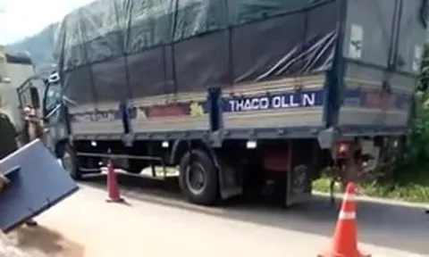 Va chạm với ô tô, 2 cháu nhỏ tử vong ở Phú Thọ: Nạn nhân là chị em ruột, đang về nhà bà ngoại chơi