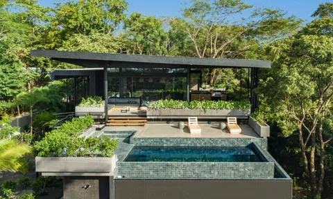 Thiết kế bền vững của ngôi nhà giữa khu rừng ở Costa Rica
