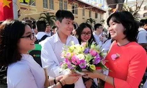 Tin vui: Từ 1/7, lương giáo viên tăng lên 5,31 - 17,15 triệu đồng/tháng, phụ cấp cao nhất tới 80%