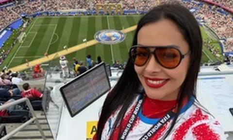 Mỹ nhân từng 'gây bão' truyền thông tại World Cup 16 năm trước giờ ra sao?