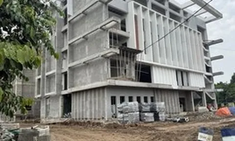 CHÚ Ý: Rất nhiều phụ huynh Hà Nội đang nhầm lẫn về thông tin tuyển sinh lớp 10 của 2 trường THPT trùng tên!