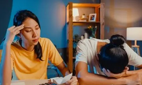 Đám cưới còn chưa diễn ra, bạn trai đã đưa ra yêu cầu vô lý đùng đùng, đắng đót hơn cả là tôi lại chẳng thể phản bác