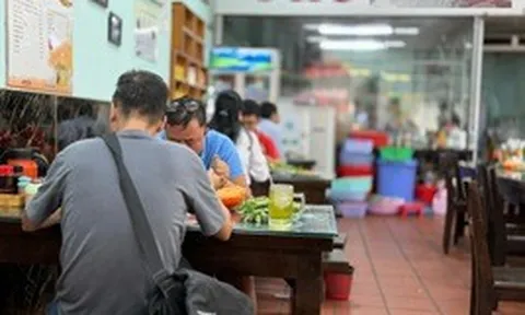 Tô phở ‘cố thủ’ giá 50.000 đồng: Giá xăng thực sự chiếm bao nhiêu?