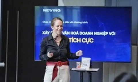Đội ngũ đạt KPI nhưng mất năng lượng: Bài học từ Giáo sư Mandy O’Neill