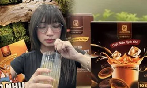 Pha 4 gói cà phê Laura của Nhật Kim Anh nhưng chả thấy linh chi hay đông trùng, độ sánh kẹo lại đến từ lượng đường khổng lồ!