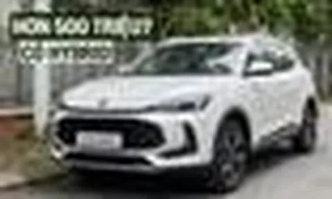 MG ZS 2026 đã về Việt Nam, dễ ra mắt tháng sau: Giá tạm tính dưới 600 triệu đồng, thiết kế mới long lanh hơn, có hybrid, ADAS cạnh tranh Xforce, Seltos