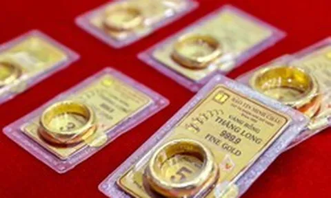 Giá vàng nhẫn trơn, vàng miếng chiều 11/8 tại SJC, PNJ, DOJI, Bảo Tín Minh Châu và Bảo Tín Mạnh Hải quay đầu giảm mạnh so với buổi sáng
