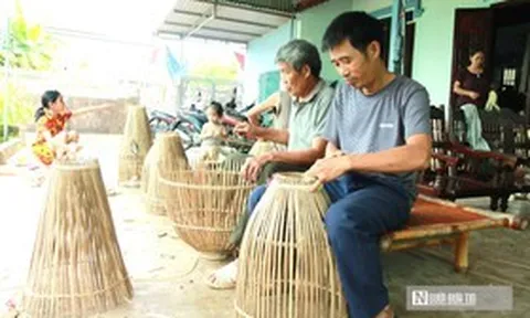 Nơm tre "lên sóng", làng nghề truyền thống tìm lại sức hút