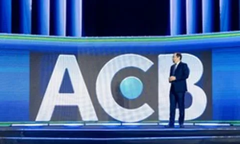Tổng Giám đốc ACB “đóng vai” hộ kinh doanh, kể câu chuyện chuyển đổi số bằng trải nghiệm thực tế