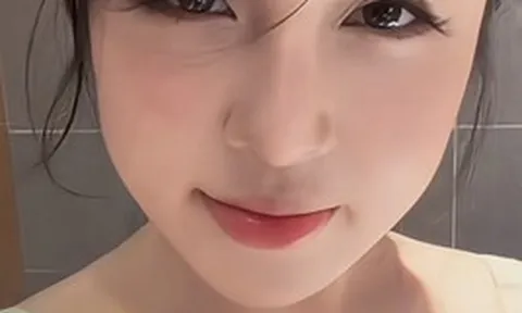 Khoe video 6 giây, cô giáo Vật lý Thanh Nga một lần nữa khiến cộng đồng mạng "đứng hình"