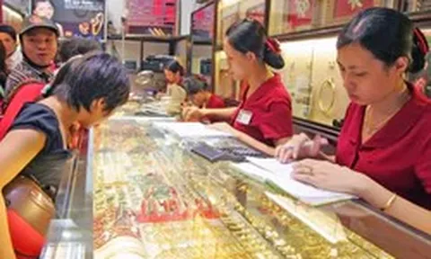Ngân hàng Nhà nước nói về việc không dùng tiền mặt mua, bán vàng