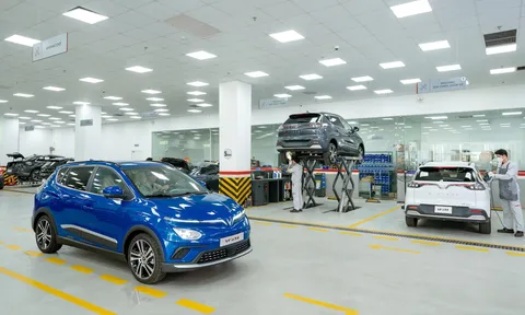 VINFAST VF e34 CẬP NHẬT PHẦN MỀM, NÂNG KHẢ NĂNG DI CHUYỂN LÊN 318 KM/LẦN SẠC