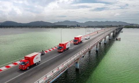 J&T Express hoàn thiện giải pháp giao nhận chặng cuối hỗ trợ doanh nghiệp SME,  tạo lực đẩy cho ngành logistics