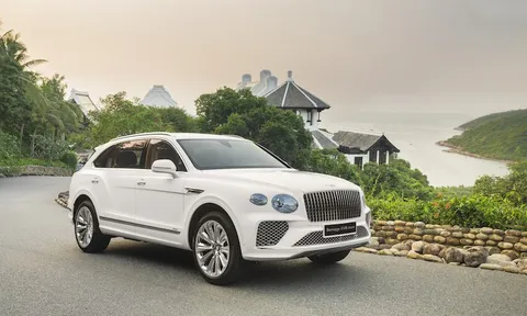 Bentayga EWB Azure - Thư giãn ở tầm cao mới