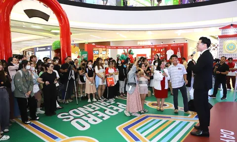 Giới trẻ Việt hào hứng trước hiện diện mới mạnh mẽ của PEPERO