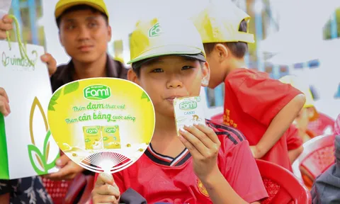 CÙNG FAMI LAN TOẢ “MUÔN ĐIỀU NHÂN ÁI, TRĂM PHẦN YÊU THƯƠNG” ĐẾN BÀ CON MIỀN TÂY