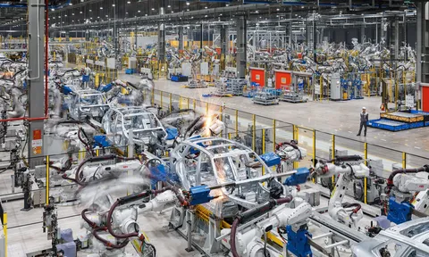 VinFast công bố kế hoạch nâng tỉ lệ nội địa hóa lên 84% sau 2 năm, chuyên gia khẳng định tính khả thi