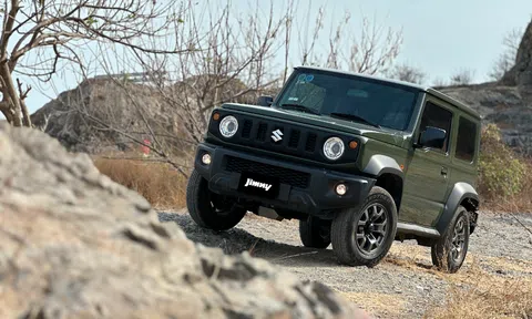 Có gì “đắt giá” sau vô lăng Suzuki Jimny?