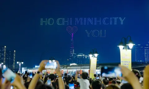 Ray Royal – Kiến trúc sư đứng sau những góc nhìn bay và hành trình cùng Drone Show 10.500 thiết bị tại Sài Gòn