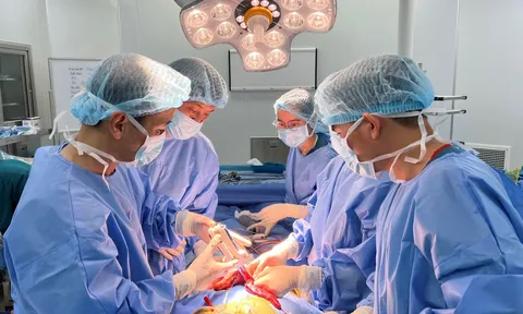 Vinmec Đà Nẵng chinh phục ca phẫu thuật cắt thực quản phức tạp hàng đầu trong lĩnh vực Ngoại Tiêu hoá