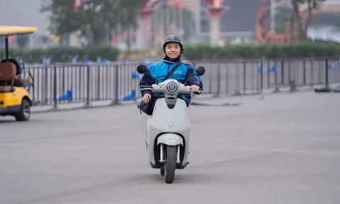 Xe máy điện thực dụng cho đô thị: VinFast Evo Grand tự tin thay thế xe xăng với quãng đường lên tới 262 km