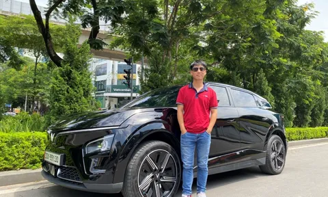 Mua VinFast VF 7 lúc này, hưởng trọn bộ ba ưu đãi: Lãi suất cố định, 0 đồng vốn đối ứng, sạc miễn phí 3 năm